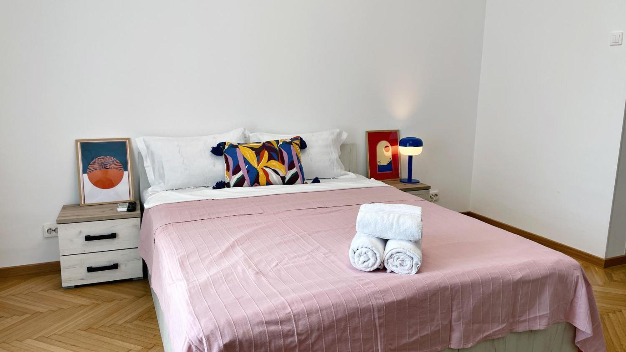Pinkfluid - Charming Studio In Prime Location Бухарест Экстерьер фото