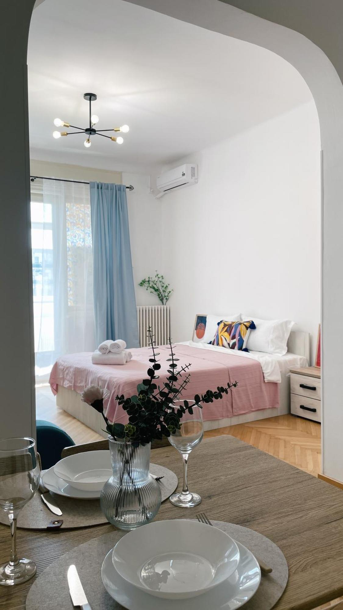 Pinkfluid - Charming Studio In Prime Location Бухарест Экстерьер фото