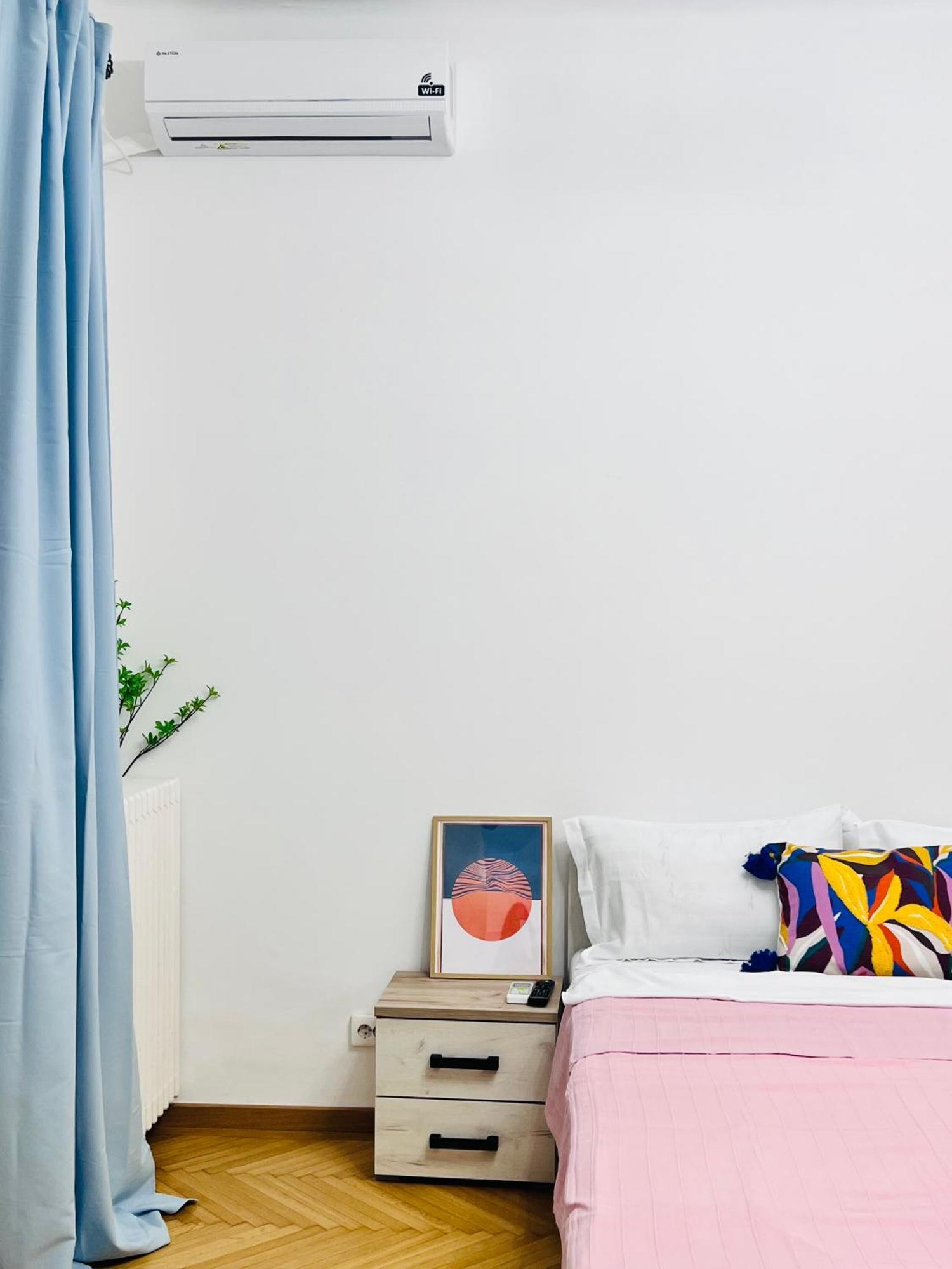 Pinkfluid - Charming Studio In Prime Location Бухарест Экстерьер фото
